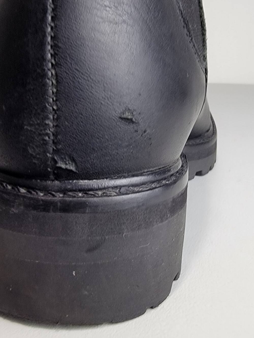 Everlane "The Lug" Sole Chelsea Boots Size 8 Black Leather Ankle Booties 90s Y2K - Picture 14 of 16